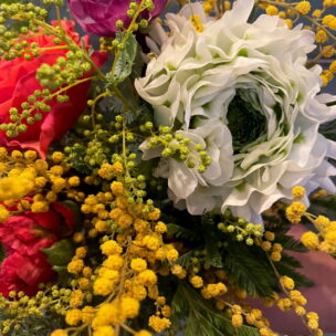 バレンタインに贈る 春のお花のフラワーギフト