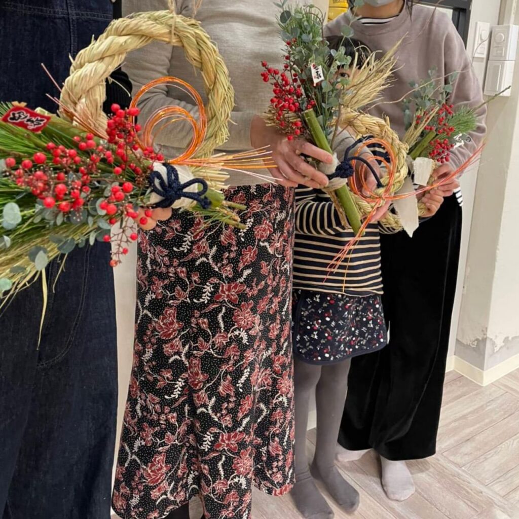 シミズガーデンの2020年12月のしめ縄レッスン3