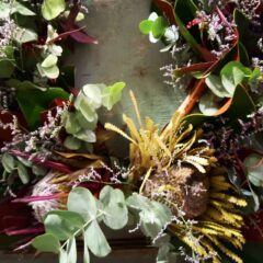 インパクトも大な直径60cmの大きなリース