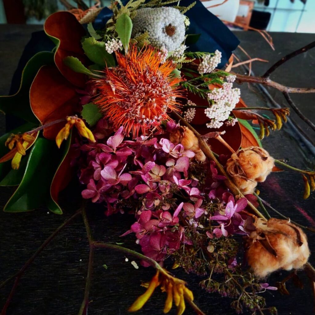 シミズガーデンの2021年10月のドライフラワースワッグ3