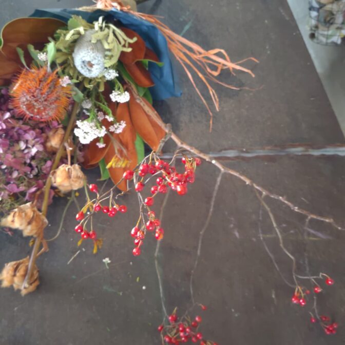 シミズガーデンの2021年10月のドライフラワースワッグ3