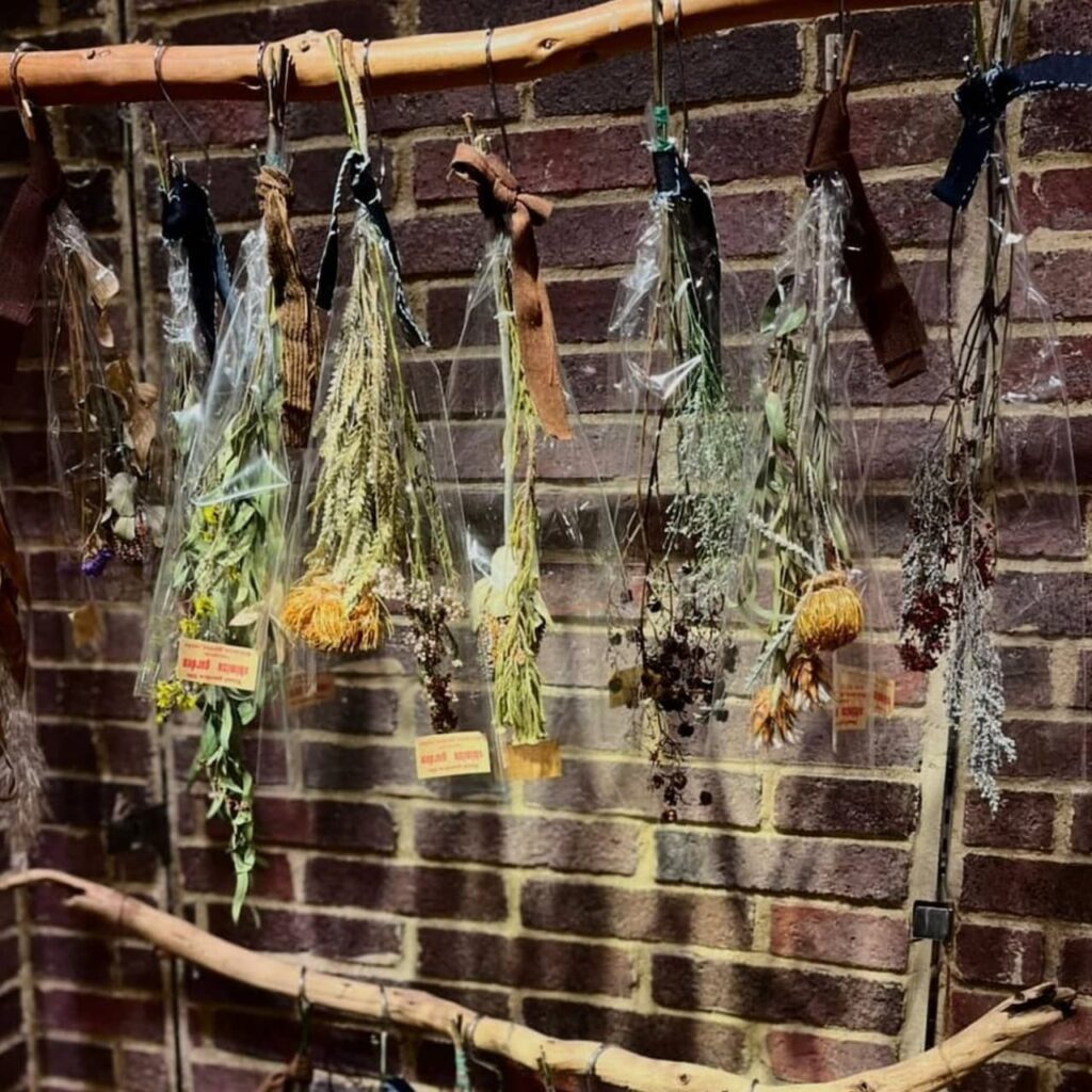 in the groove yao 15th 店内装花とノベルティ5