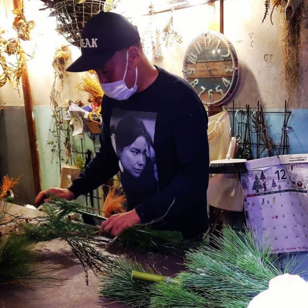 2021年12月のシミズガーデンしめ縄ワークショップ4