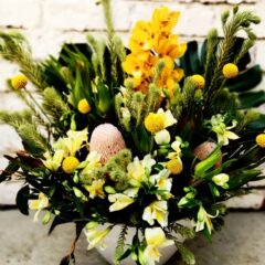 開店のお祝いにイエロー系アレンジメント