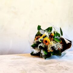 2種のひまわりブーケ