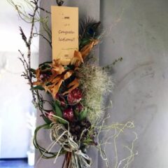 壁をおしゃれに　フラワーオブジェ