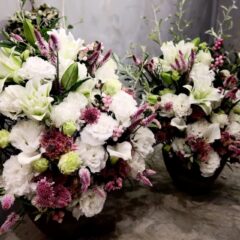 お供え花のアレンジメント2種