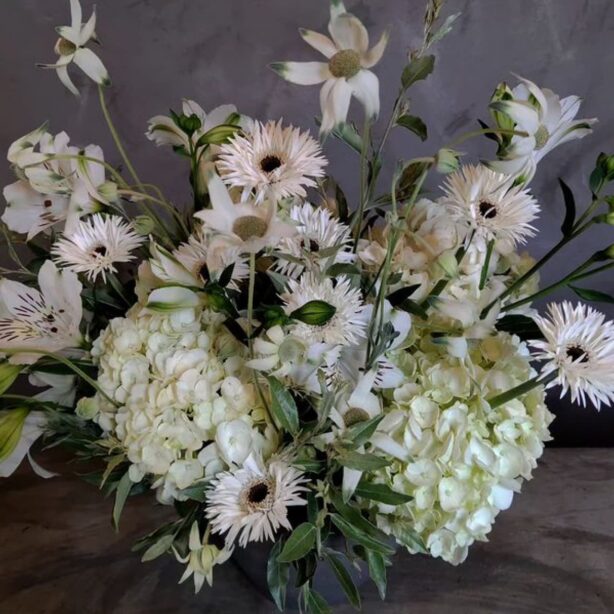 shimizu garden お供え・お悔やみ アレンジメント