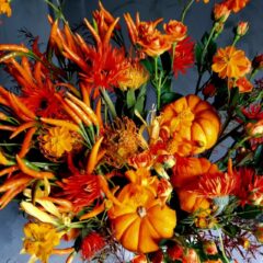 秋色のお祝いアレンジメント